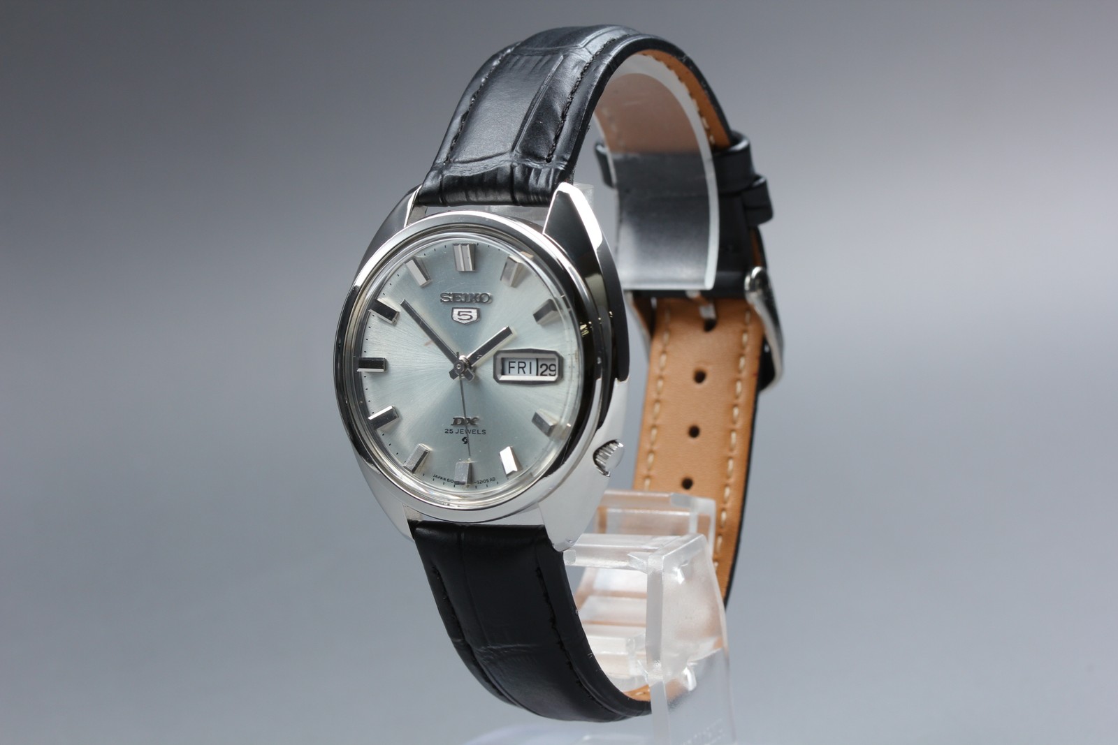 Seiko 5 DX 6106-8131 38mm Date Automatic 25Jewels Men’s Watch JAPAN 1968 Exc+5