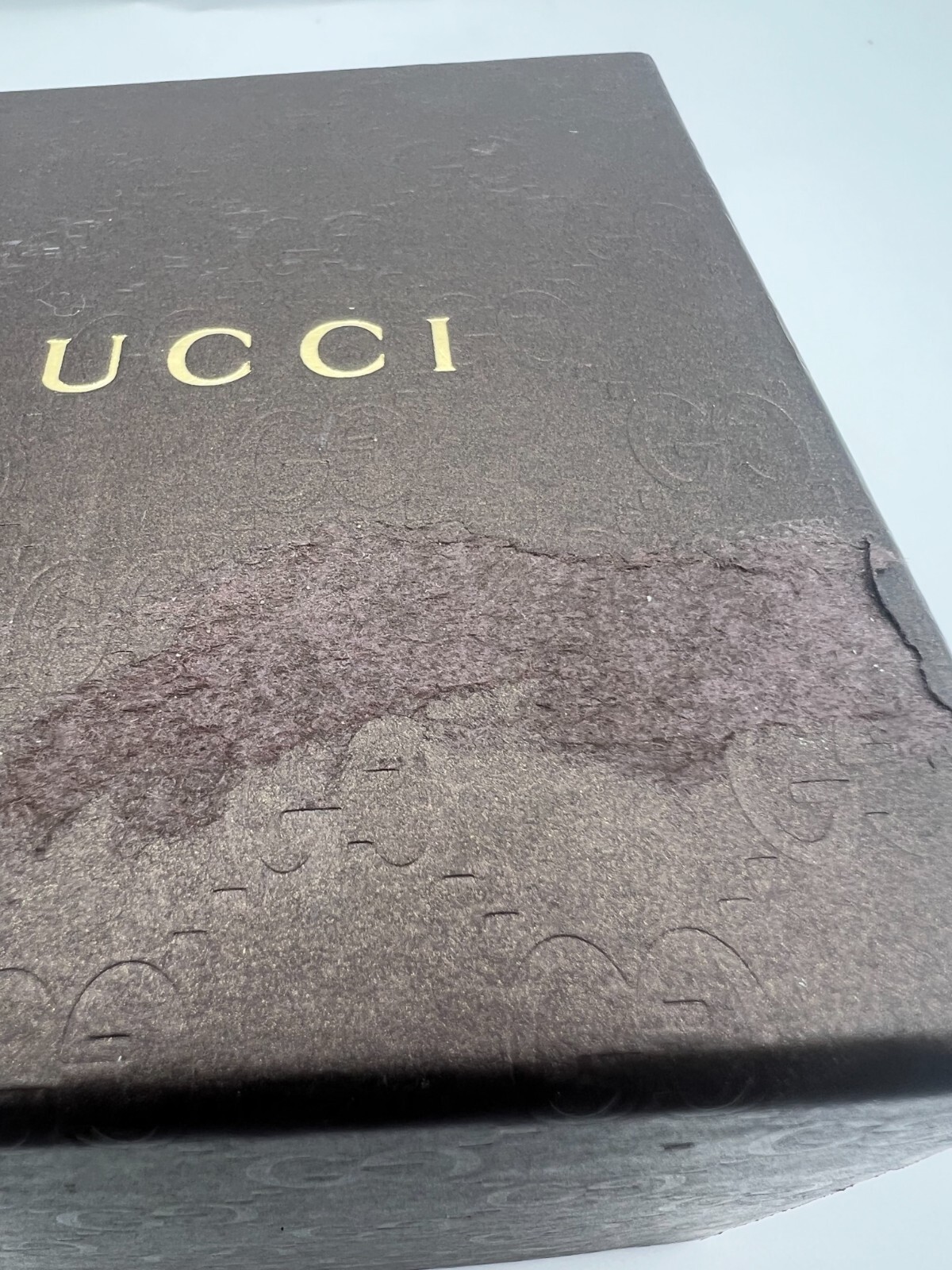 Original Box | Never Worn – Gucci G-Timeless 126.4 Swiss Made
