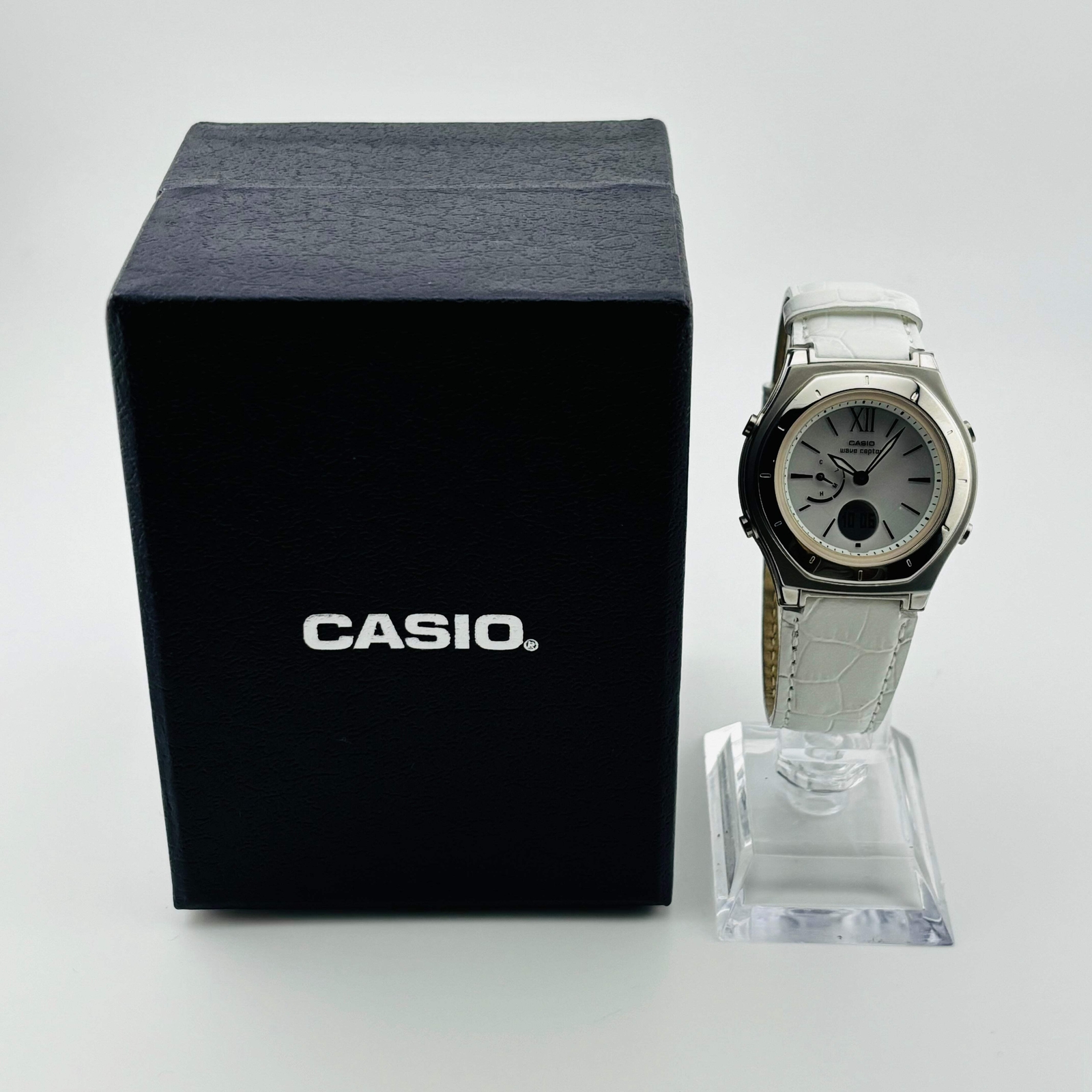 CASIO wave ceptor LWA-M160 Tough Solar Water resistant to 5 ATM World Time 34.4m