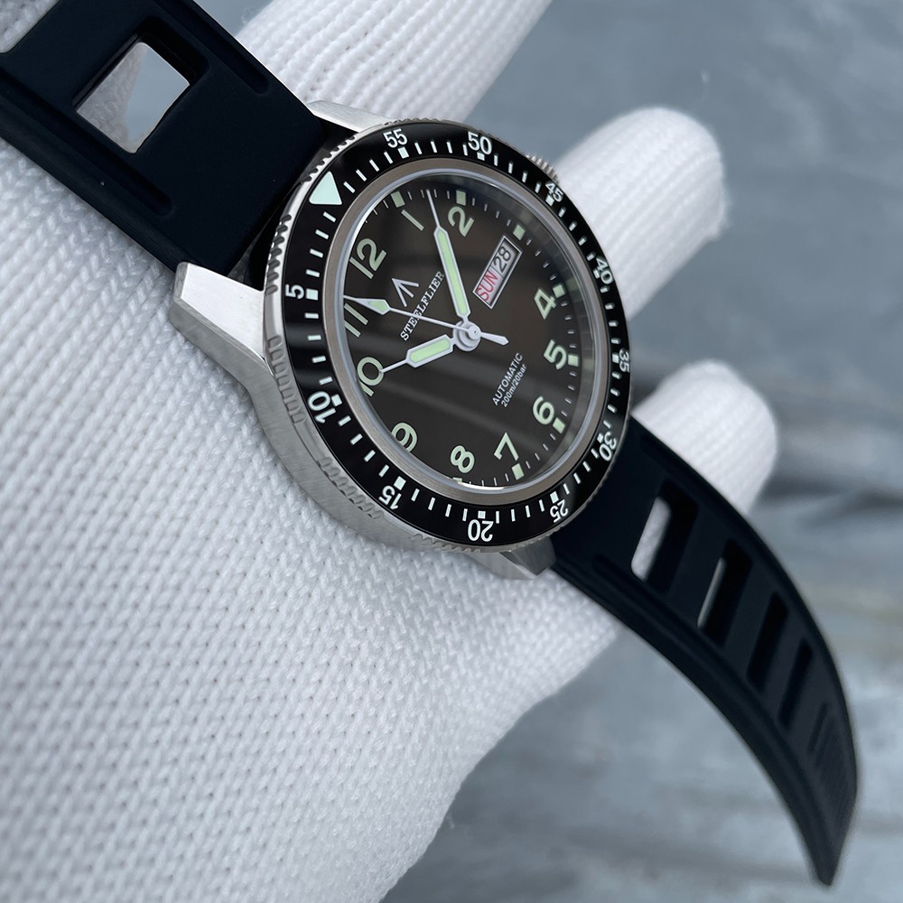 Steeldive Steelflier SF787, Classic Pilot, NH36, Sapphire, Lume, Diving, Rubber