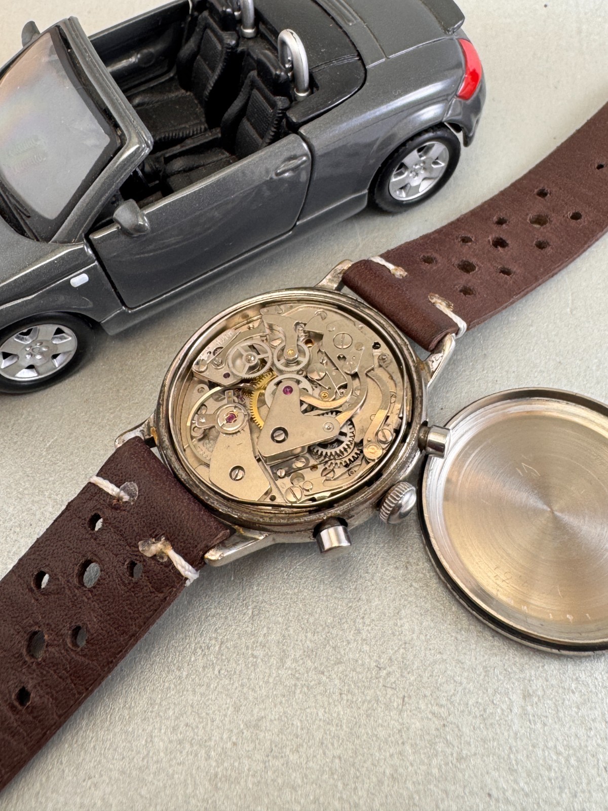 VINT TECHNOS CHRONOGRAPH BLACK GILF DIAL NEVER RESTORED CAL V 7733 wind ca 60