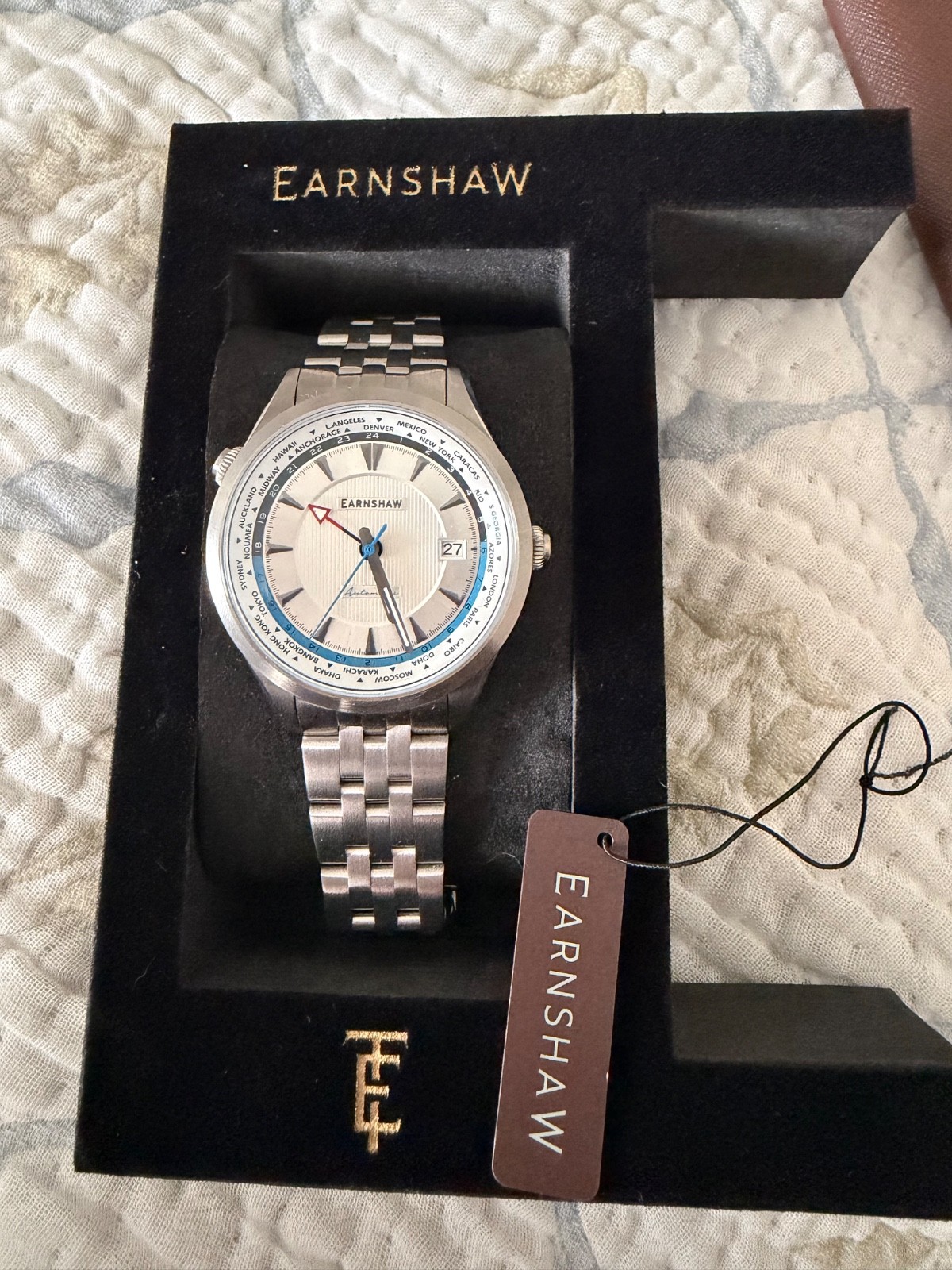 Thomas Earnshaw World Timer Watch Casscade White/NeverWorn/42.0mm Stainless Stee