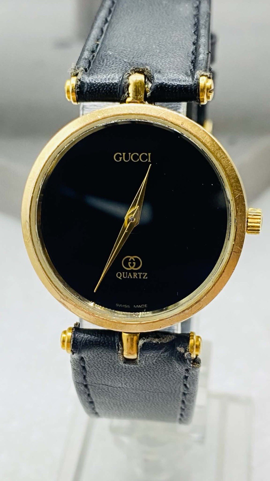 Vintage 1980s GUCCI Stack Gold Enamel Black Dial watch runs Women’s Leather