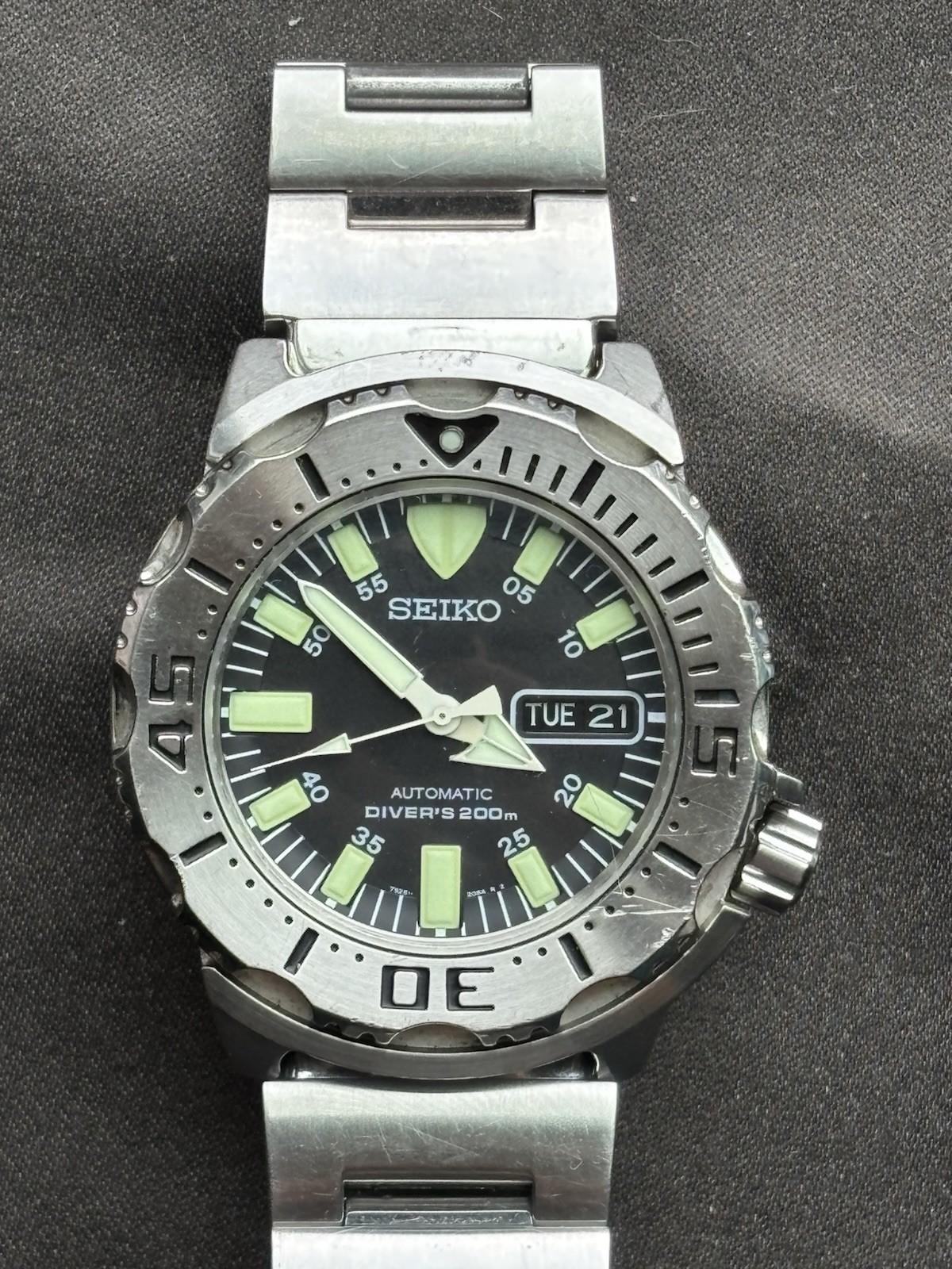 Seiko Black Monster 21J 7S26-0350 Automatic Diver 200m Day/Date Black Dial 42mm