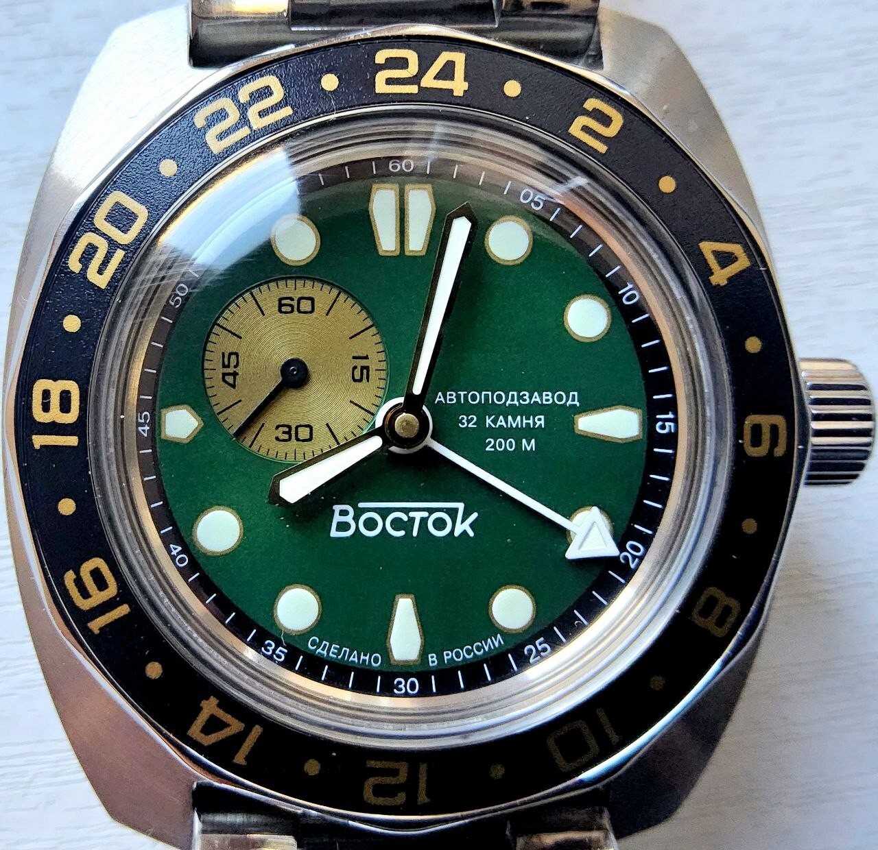 Vostok Amphibia Automatic 17099B GMT / Vostok Amphibia 17099B GMT