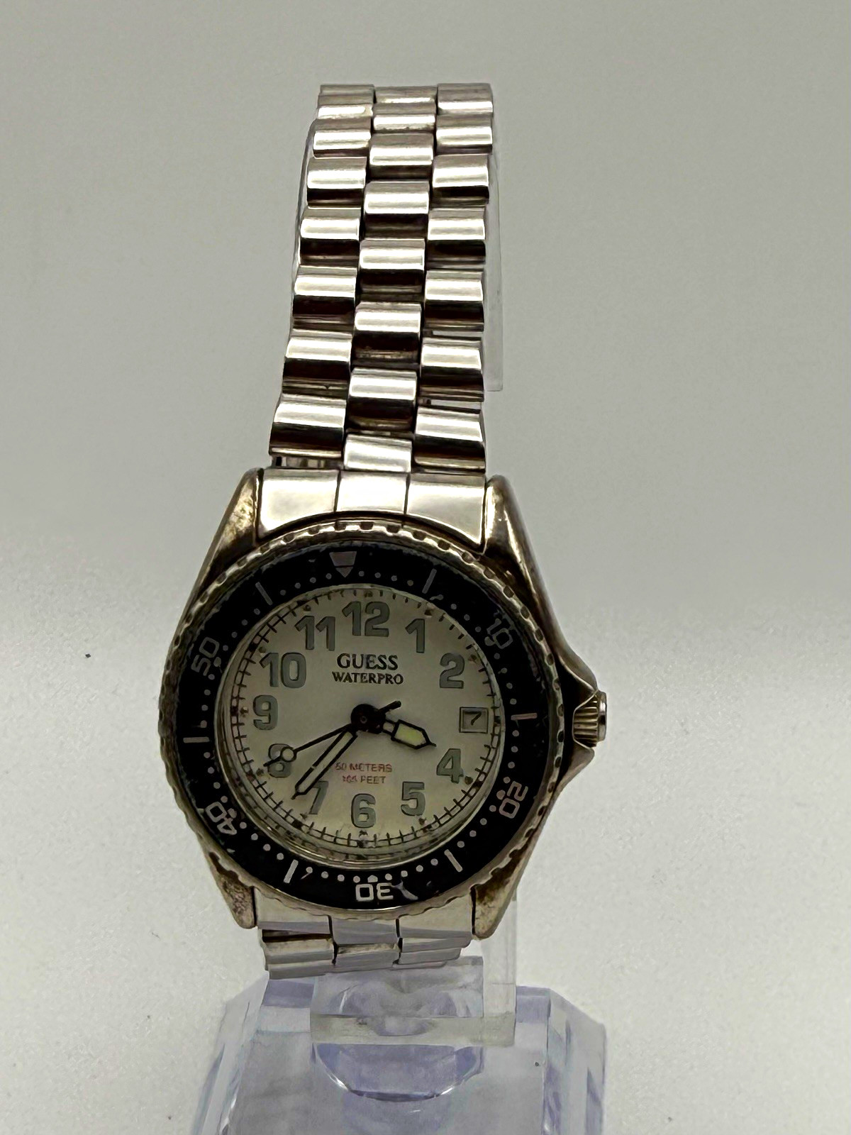 GUESS Waterpro Womens Quartz Diver Watch White Dial Date Silver SS Bracelet 50m