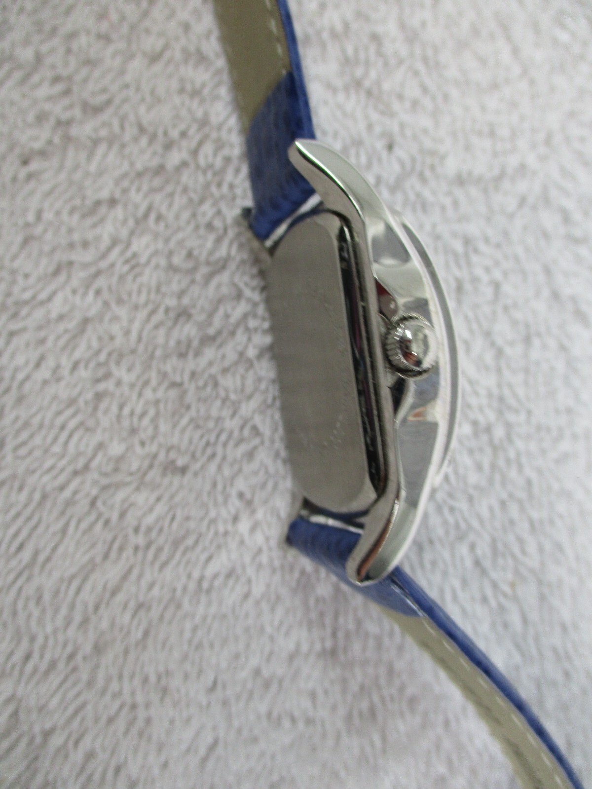 Wristwatch Quartz Genuine Leather Strap Stainless Steel Back Japan Movt Blue