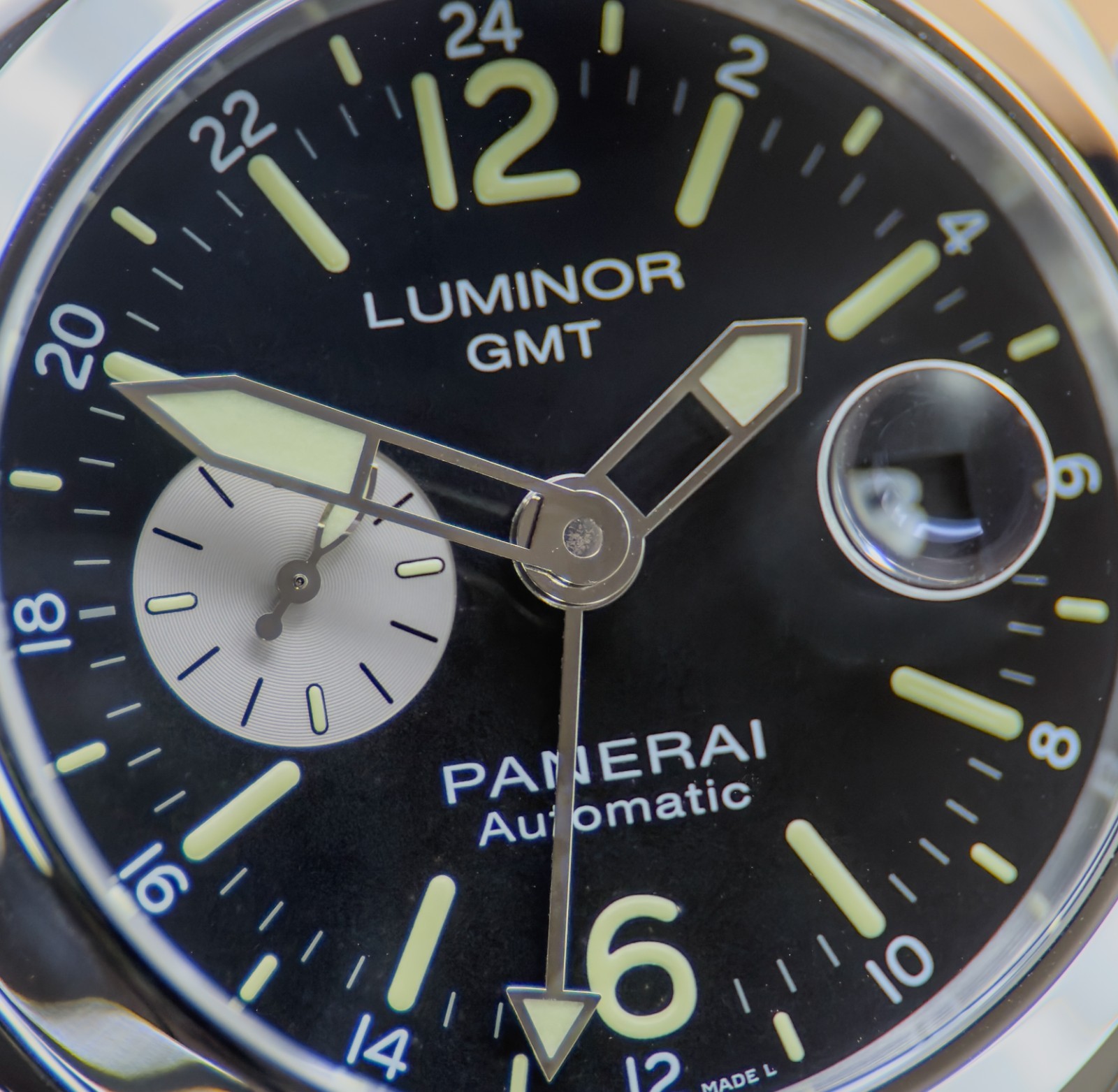 Panerai Luminor GMT Automatic 44mm ref.PAM01088 (2021) Full Set w/ Extra Straps