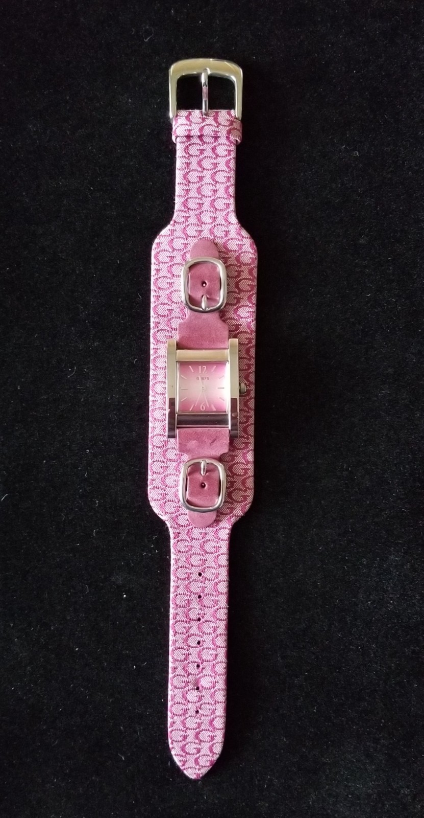 Guess Silver Tone Watch Pink Dial Logo Fabric/Leather Band 6″-7″ New Battery