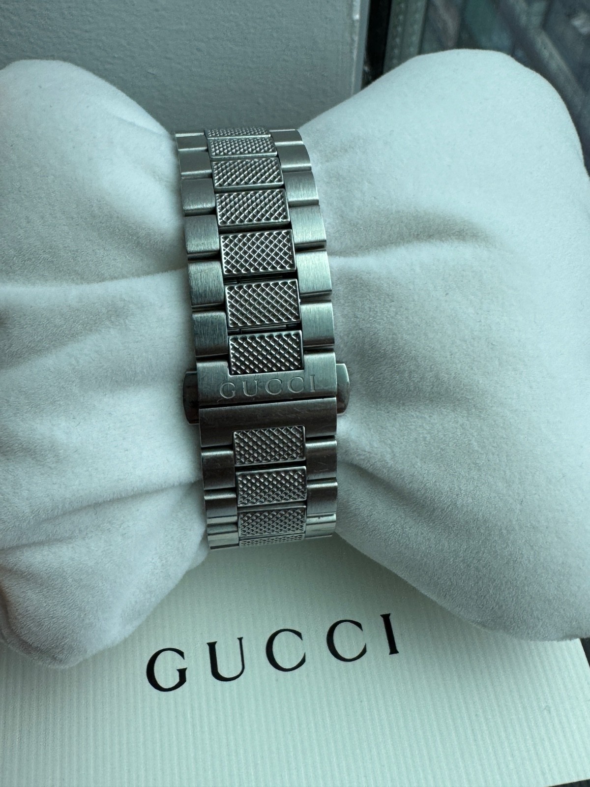 GUCCU Eryx AUTOMATIC Men’s Watch Silver Dial (YA126339)