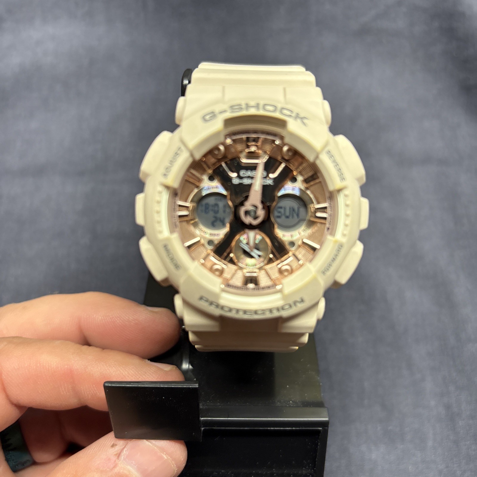 Casio G-Shock GMA-S120MF-7A2 50 mm Quartz Ana-Digi White Rose Gold