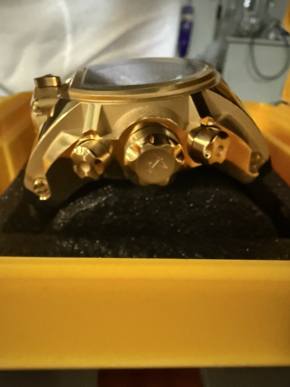 Invicta CEO Reserve Men’s Chronograph Date Quartz 52mm+ Gold/Black w/Box
