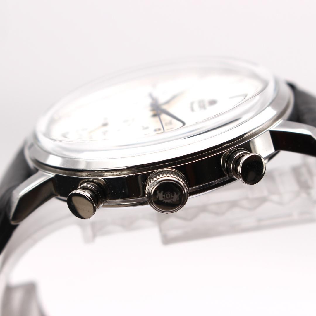 Orient VR32UAA0 Chronograph Watch White Dial Japanese Quartz Timepiece NB/NA