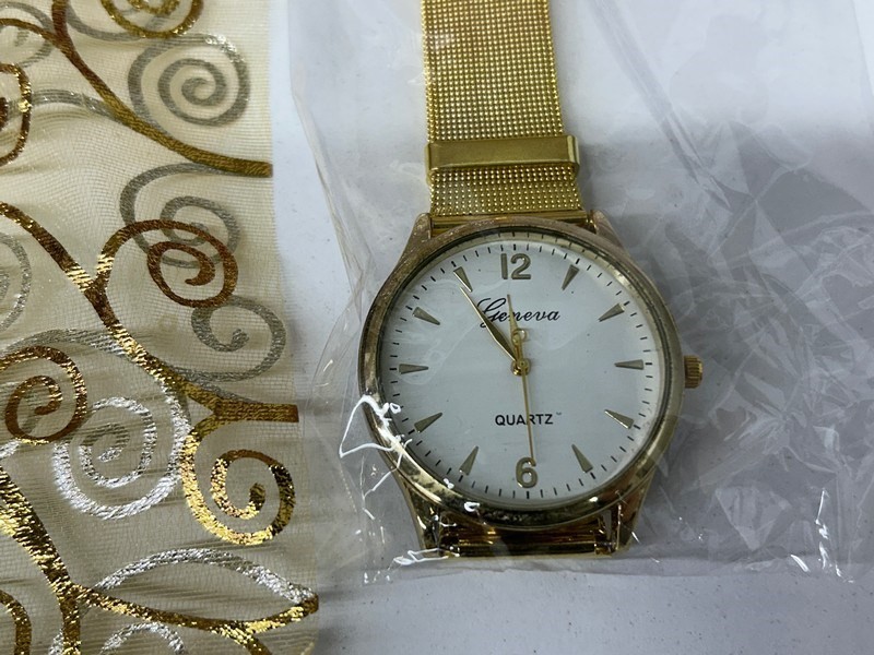 Collector Item Vintage New Geneva Wrist Watch With Gold Mesh Designer Gift Bag