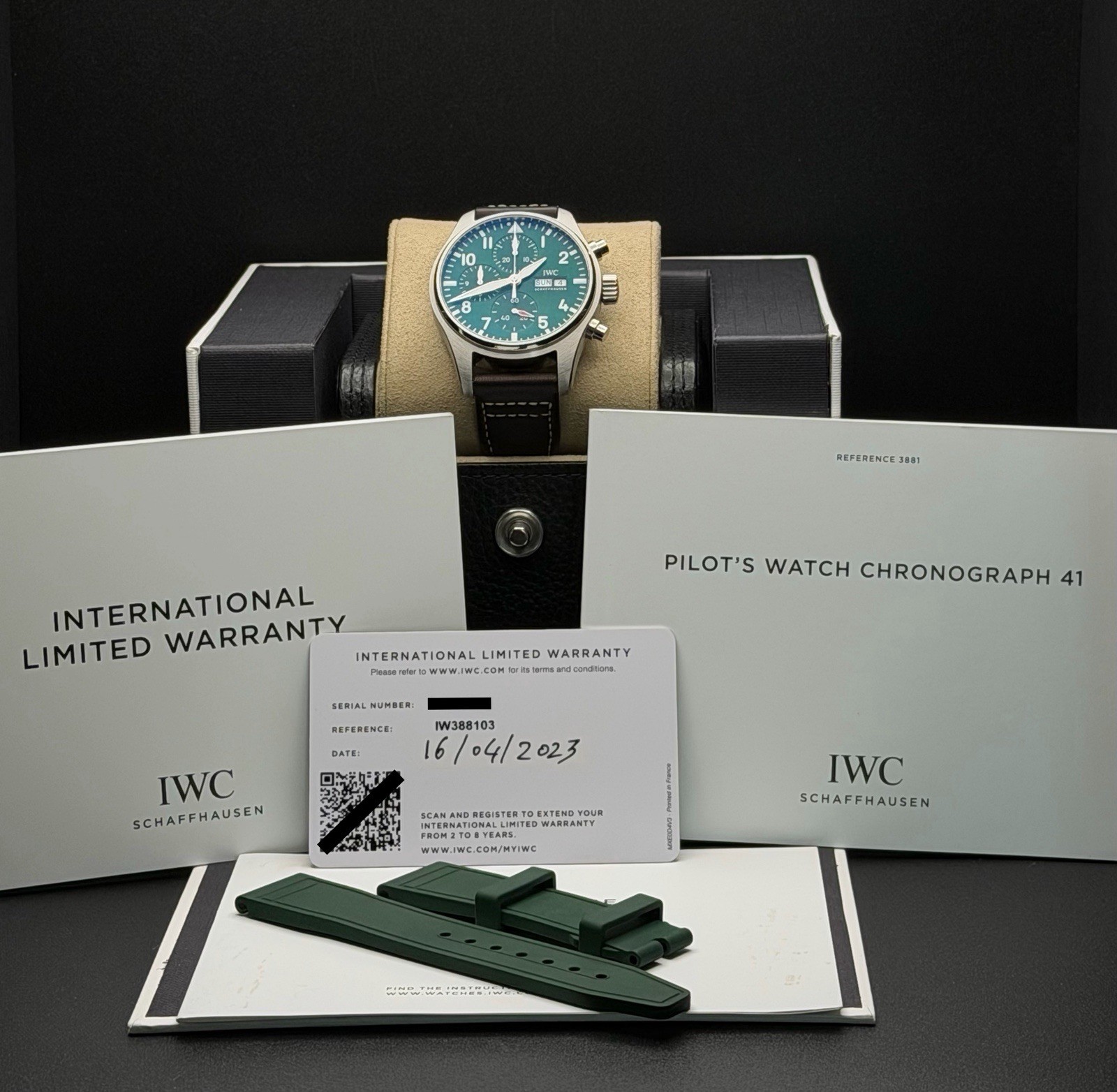 IWC Pilot Chrono Green Dial 41mm Ref. IW388103 Full Set + Extra OEM Strap