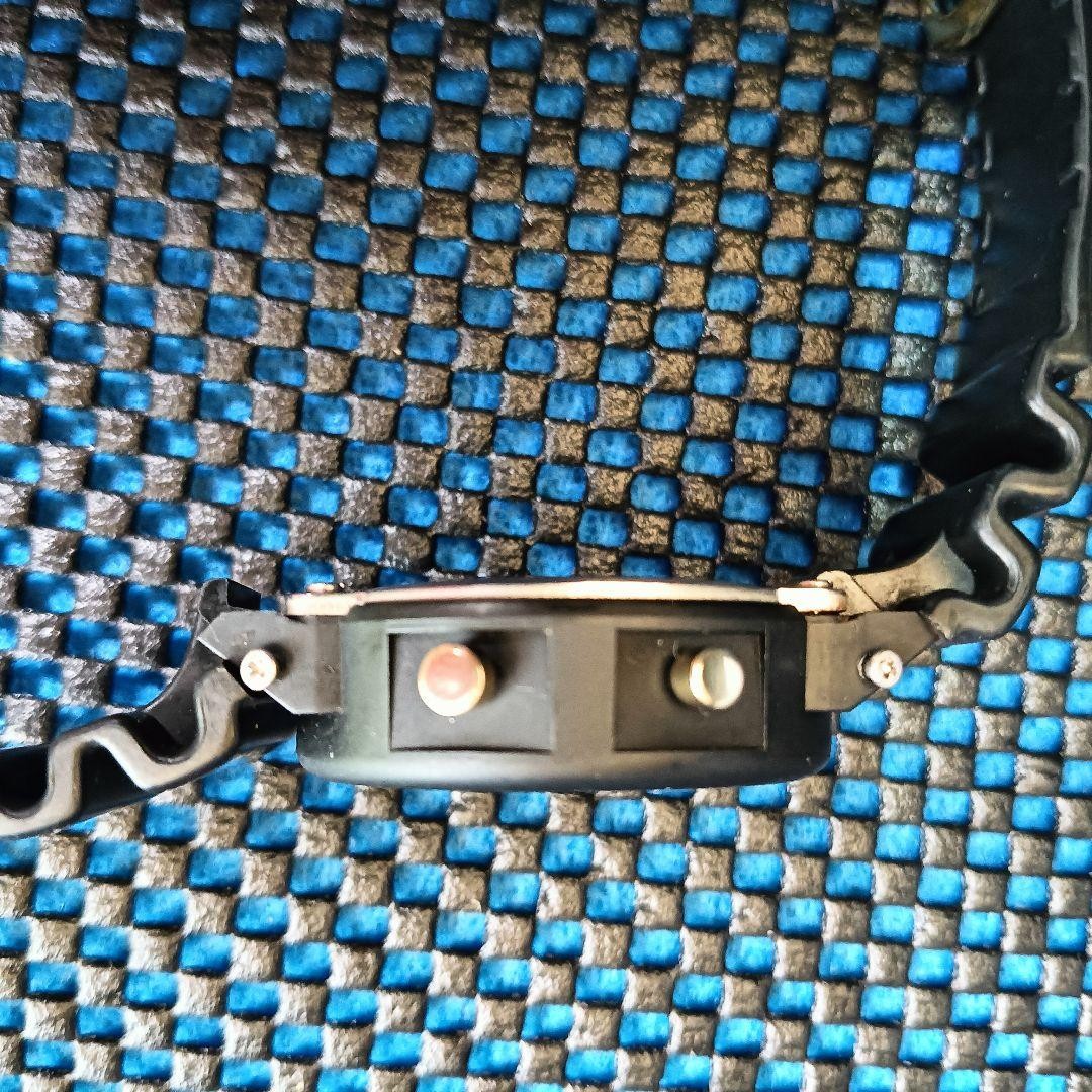 [Working item] G-SHOCK DW-8700 (bezel/belt loop missing) Junk