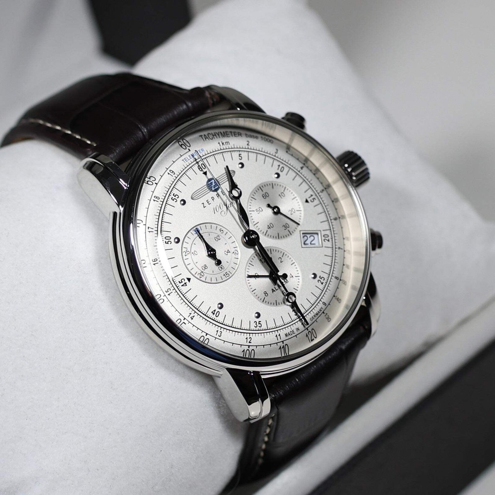 Zeppelin 100th Anniversary Men’s Chronograph Silver Dial Quartz Watch 7680-1