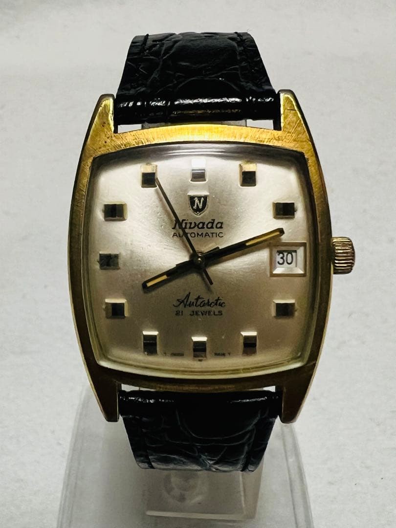 NIVADA Date Automatic 21-Jewel Gold Tone 30mm Black SEIKO Strap Watch 12H Power