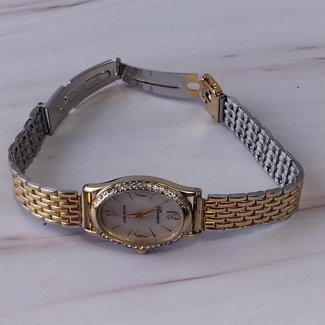 [Working Condition] Citizen Rivière Women’s Solar Quartz Watch with Shell F
