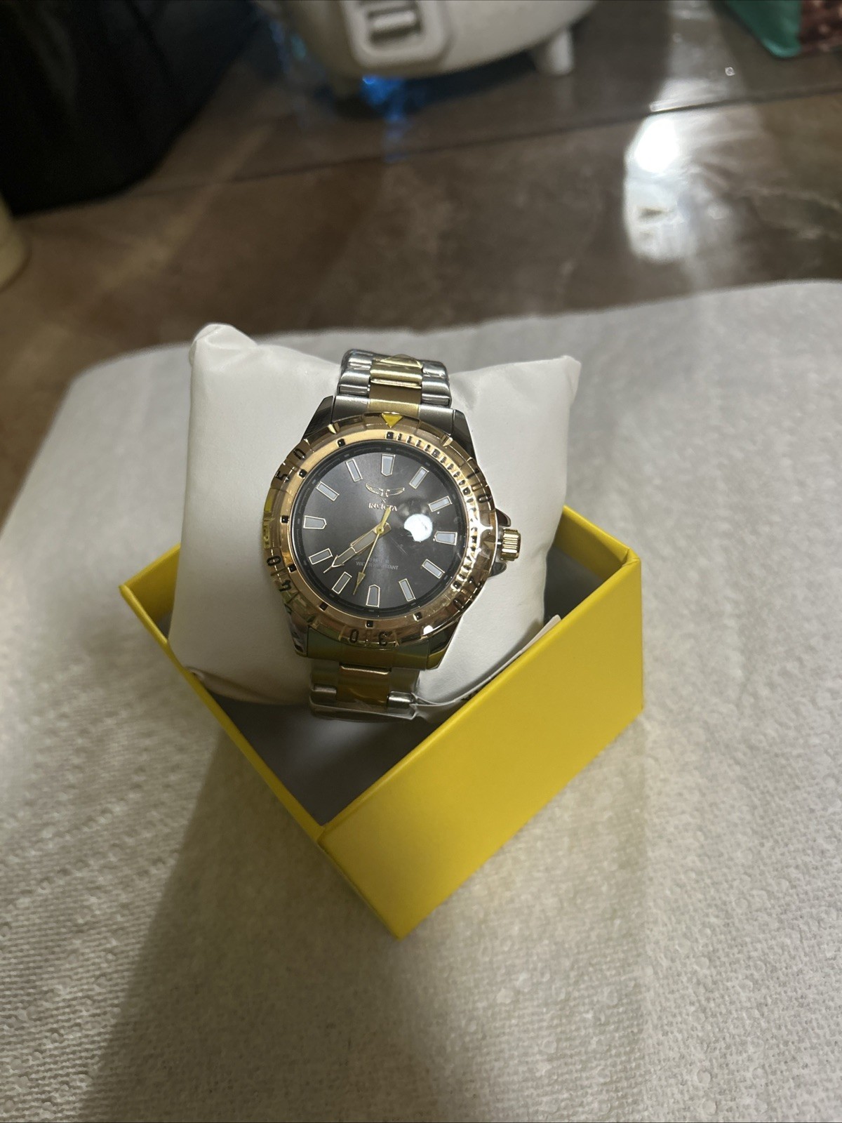 Invicta Specialty 69037 Men’s Watch 42mm Two-Tone Black Dial Quartz New In Box