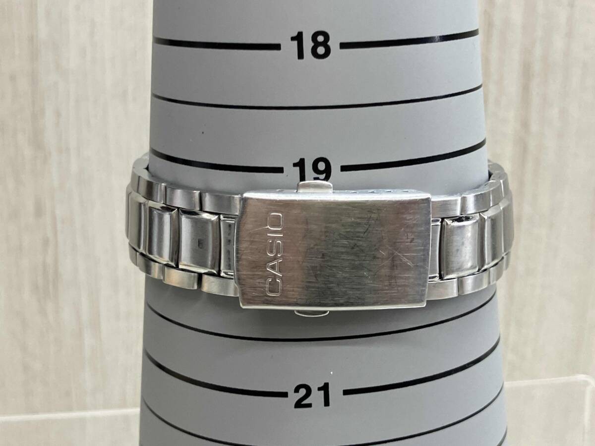 SEIKO MTD1046 Chronograph Quartz Timepiece 36mm 20cm Scratches Authentic