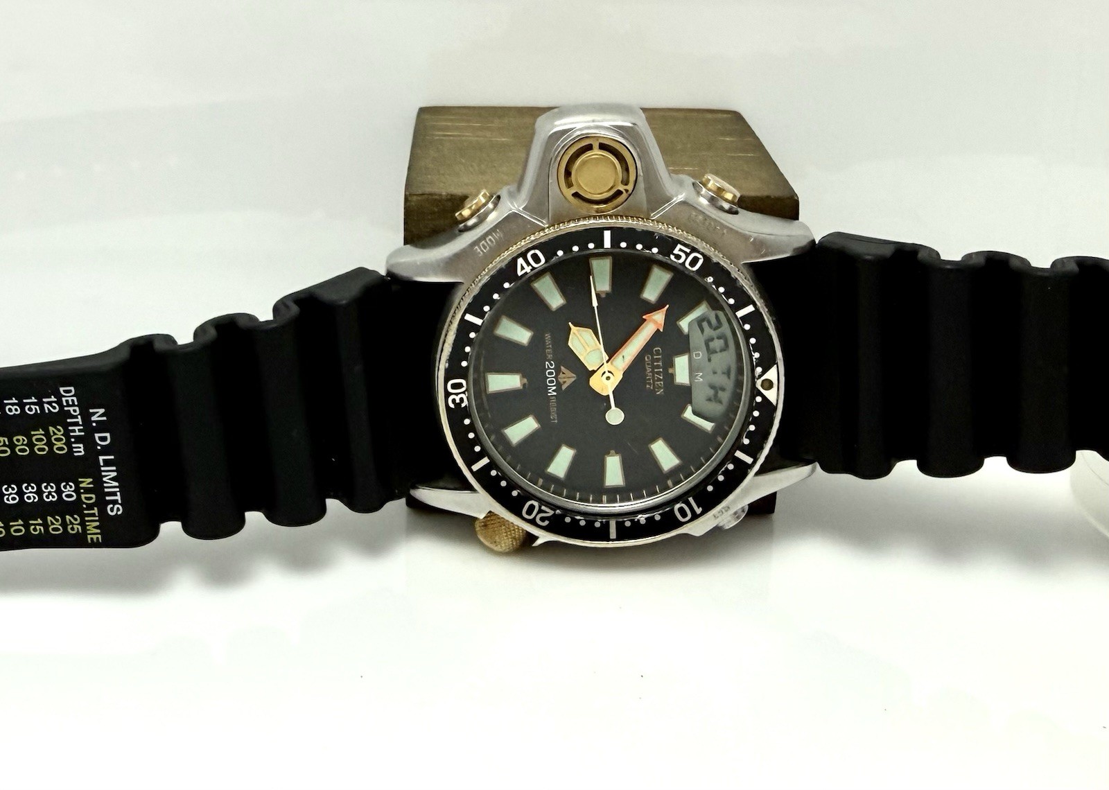 CITIZEN PROMASTER AQUALAND C022-088093 FIRST SERIES