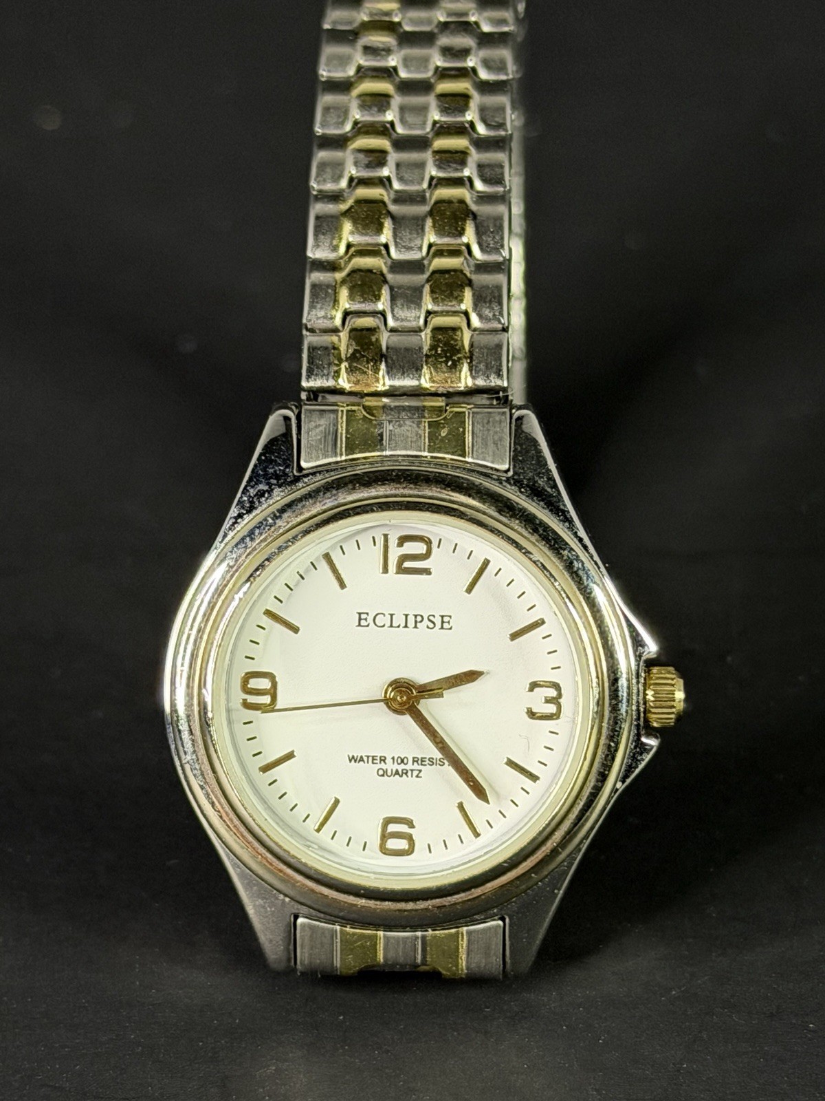 Eclipse Women 28mm Silver Case NEW BATTERY White Dial Silver Expqnsion Band 920