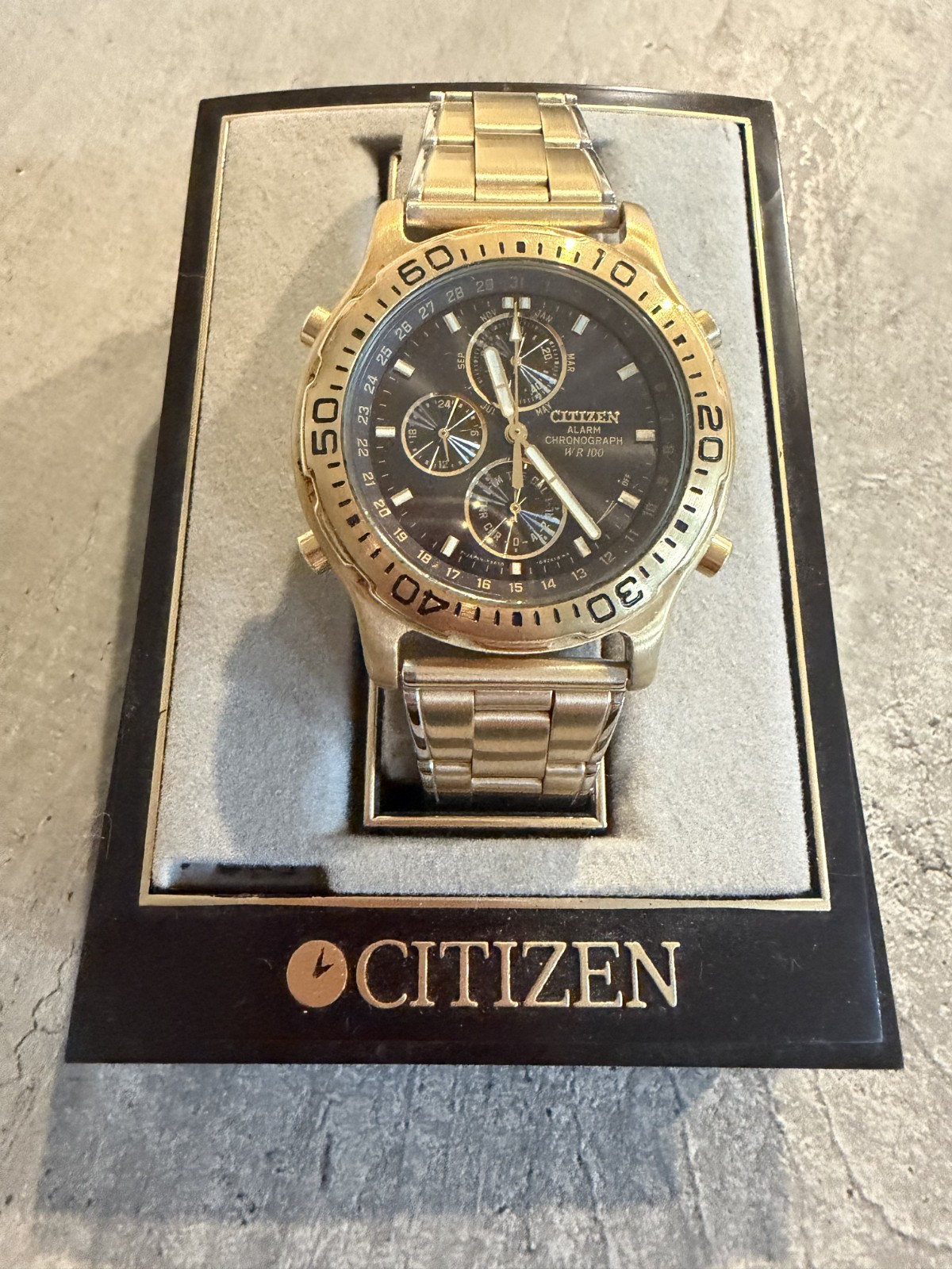 DEFECTIVE RETRO TWO TONE ALL ST STEEL ALARM CHRONOGRAPH MENS WATCH CITIZ G3D