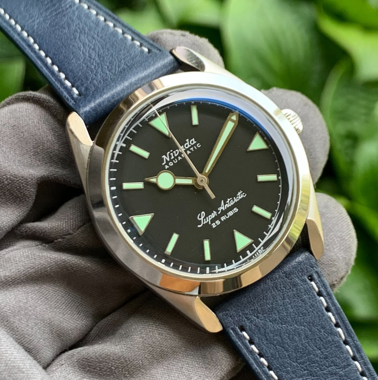 Nivada Super Antarctic Green Ref. 32026A17 Automatic 38mm Wristwatch -Box Papers