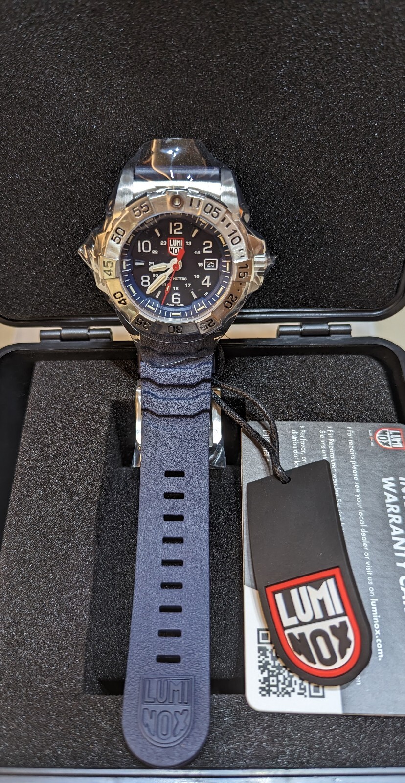 NEW Luminox Navy Seal 200m Dive Sapphire Blue Dial / Blue Band Watch XS.3253