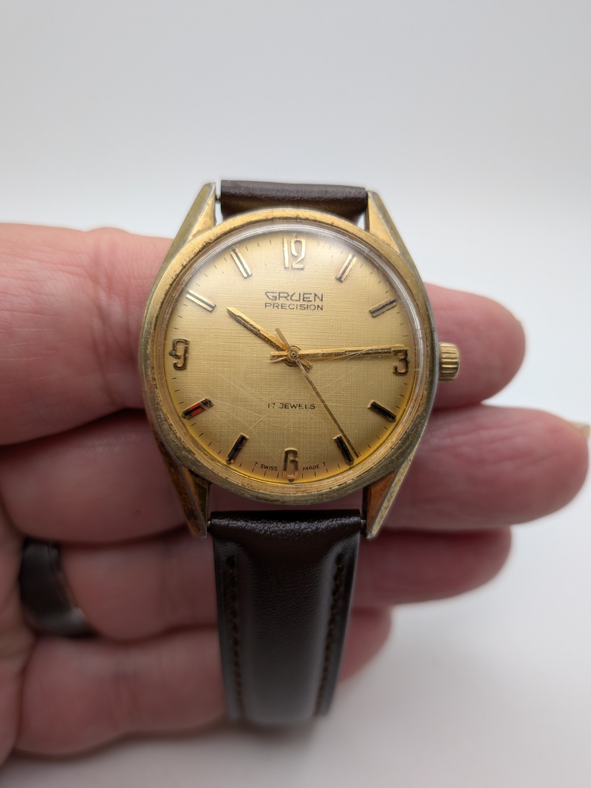 VINTAGE RARE GRUEN PRECISION MEN’S WATCH. MECHANICAL MOVEMENT. FULLY WORKING