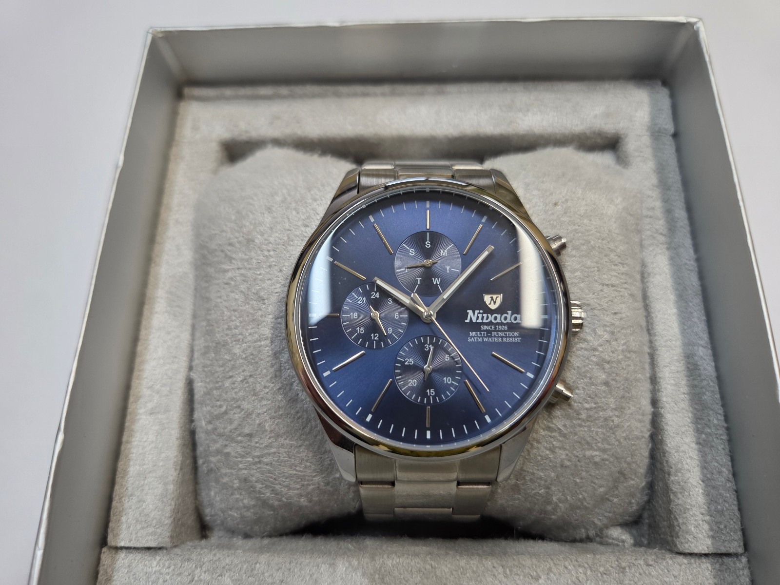 Nivada 1014 Quartz Chronograph