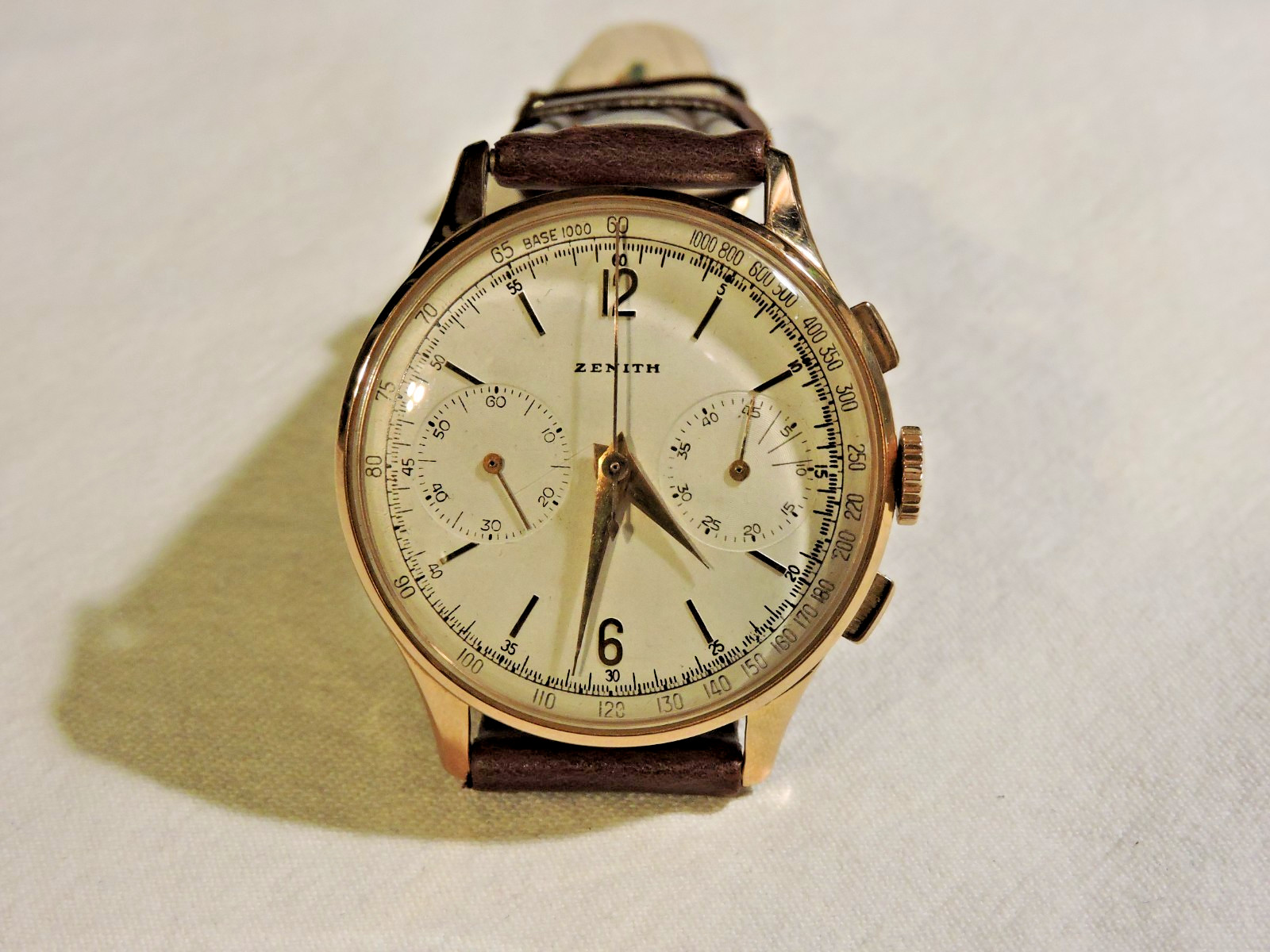 VINTAGE 18K GOLD ZENITH JUMBO CHRONOGRAPH CAL 156D EXCELLENT 40mm 1950’S SUPERB!