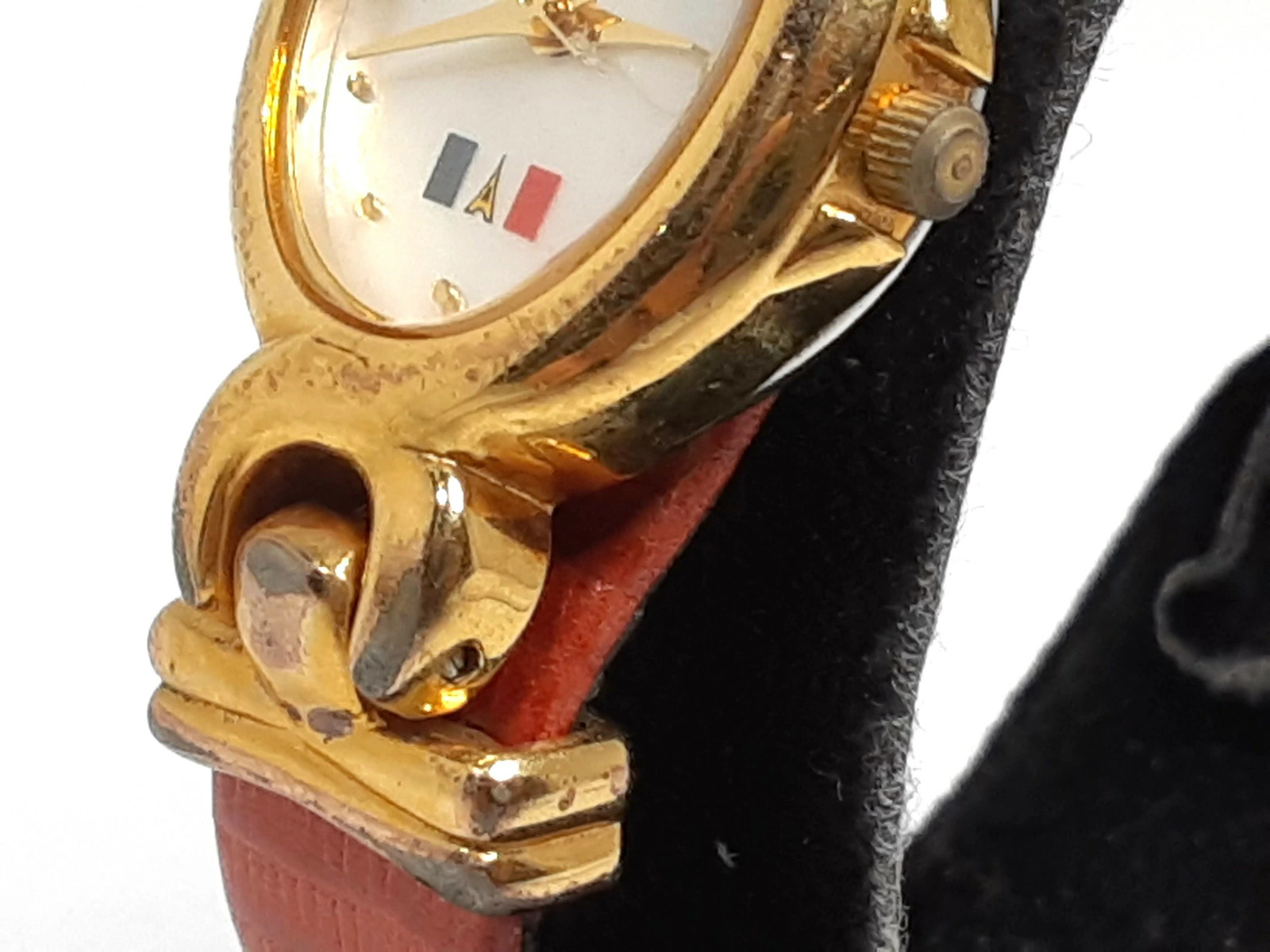 [A1R] La Tour Eiffel TE 1016 Oval White Red SS Leather Watch [x3w]