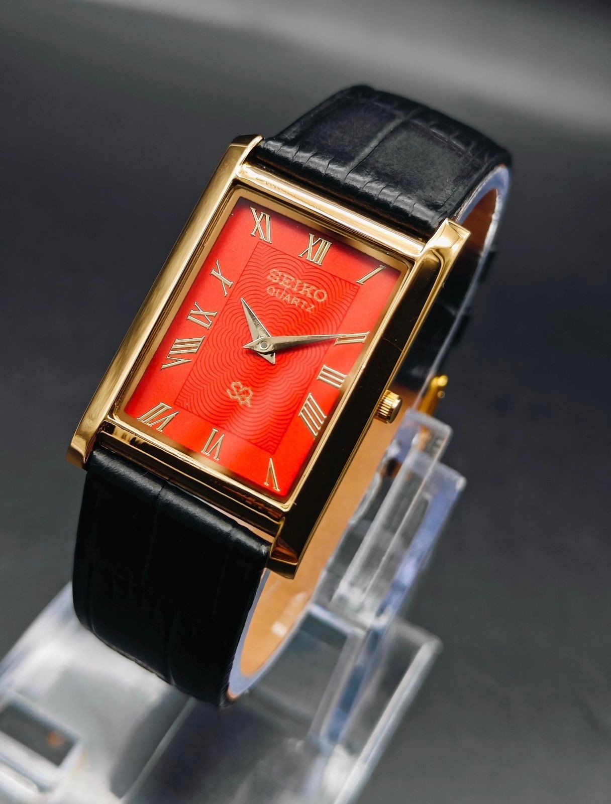Rare Vintage Seiko Slim Quartz Men’s Wrist Watch