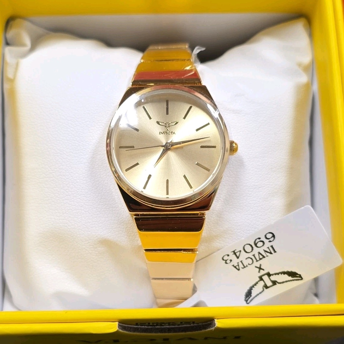 Invicta Gold Analog Wristwatch Gold Dial Metal Bracelet Fold-Over Clasp with Box