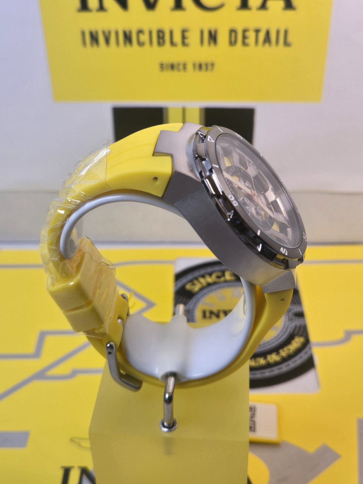 Invicta Special Edition Replica Racing Car w/ Invicta 44mm “Wheel” Watch Bundle!