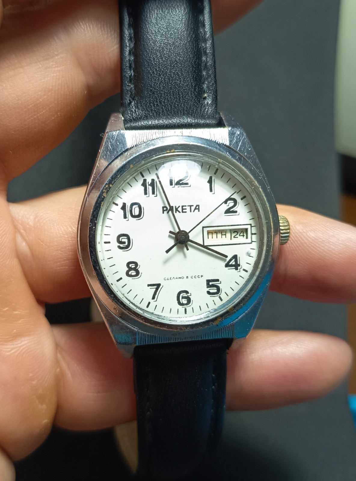 Vintage Men’s watch Raketa mechanical Soviet USSR
