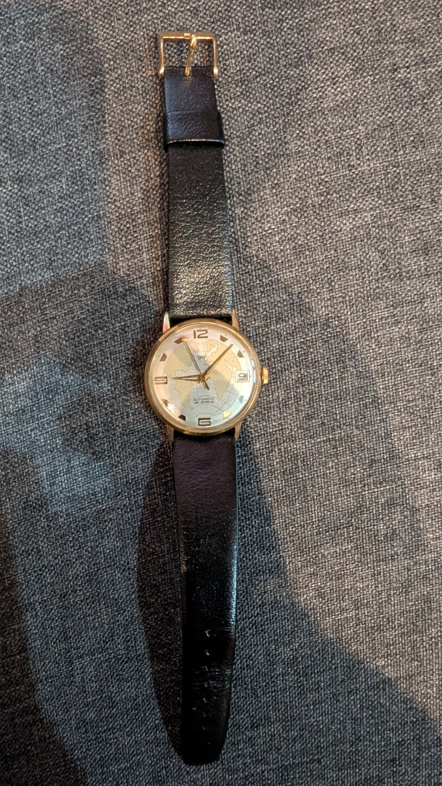 vintage automatic men’s watch