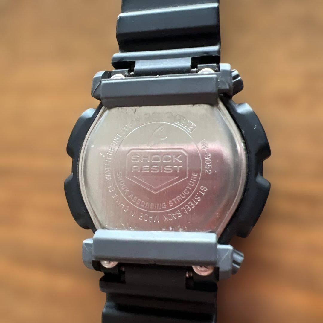 G-SHOCK DW-9052