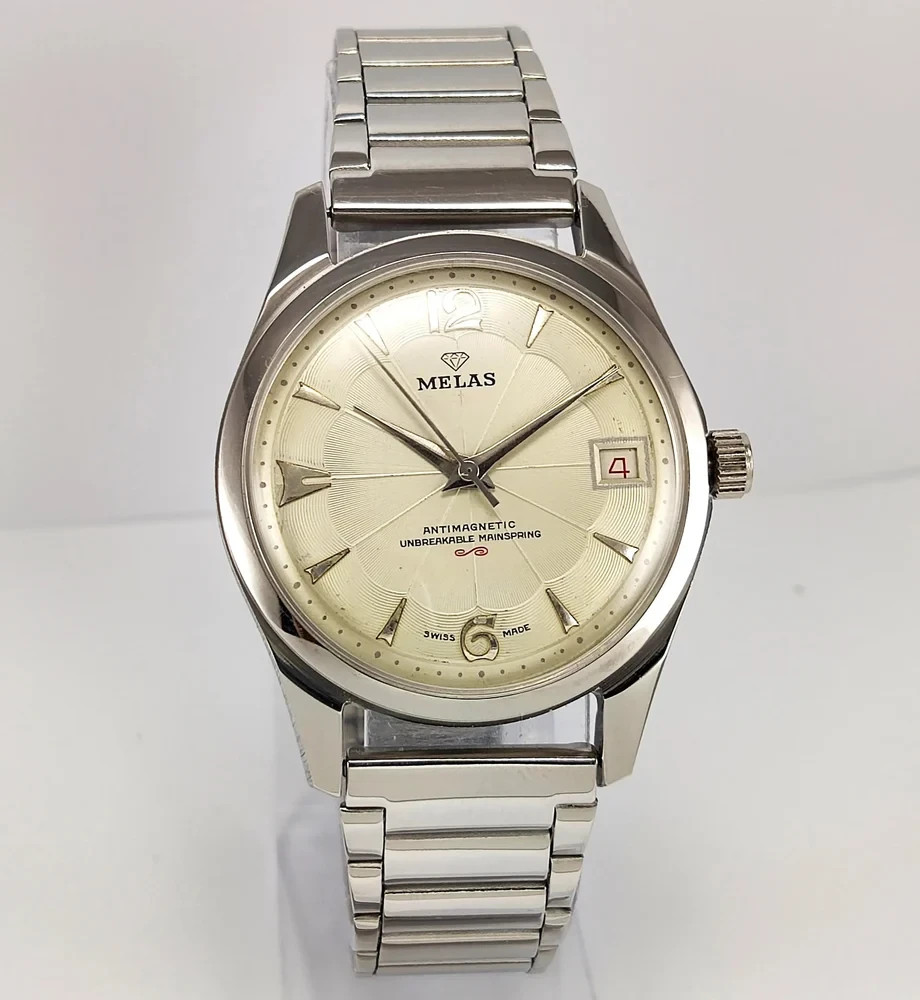 Working Melas Pearl Dial Date Function Handwinding Transparent Back Wrist Watch