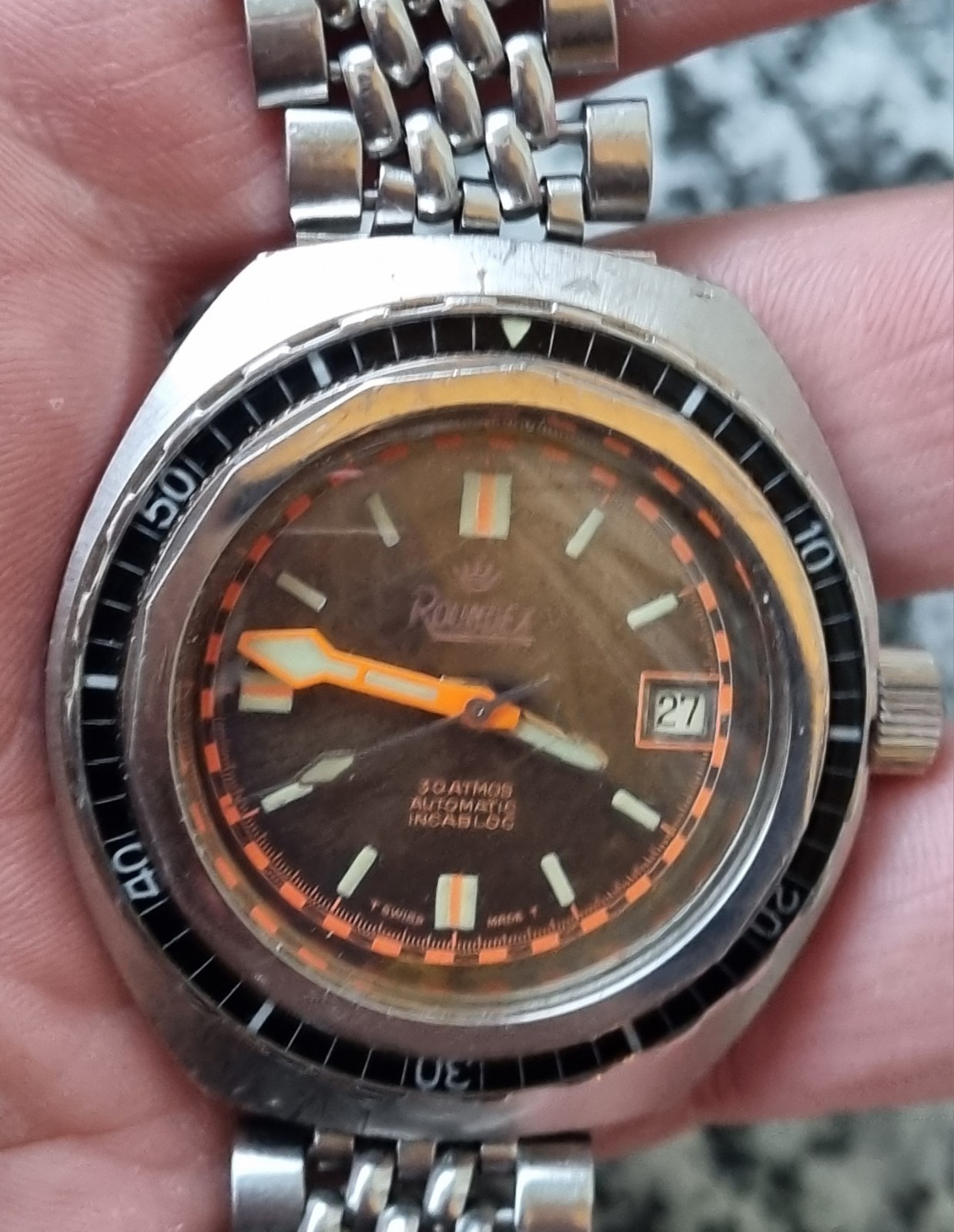 Rare Roundex Sub 30 Atm Automatic-date Bakelite Vintage Watch Swiss Big Casse