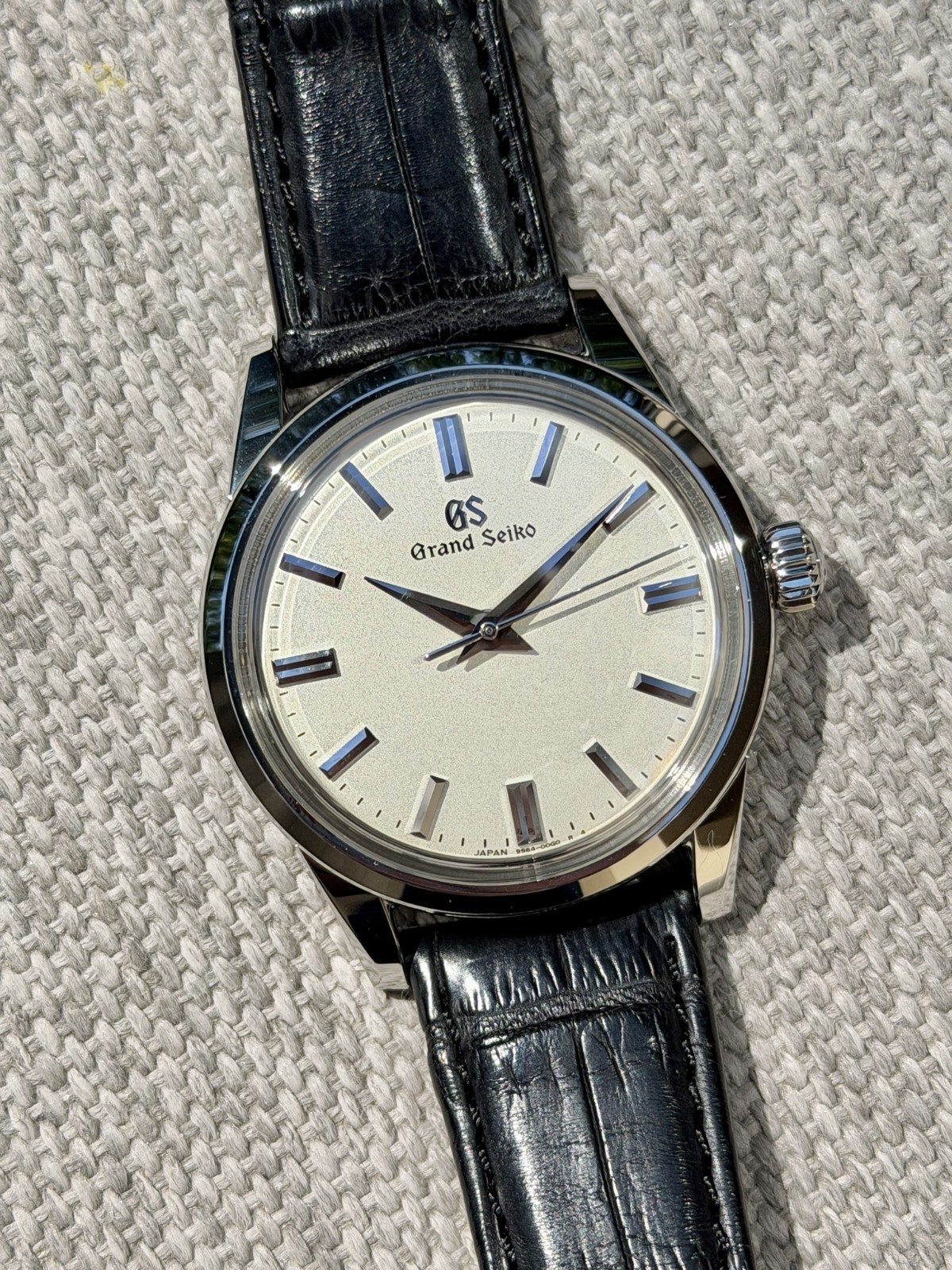 Grand Seiko SBGW231 – Box & Papers, GS Timing Certificate, OEM Strap & Buckle