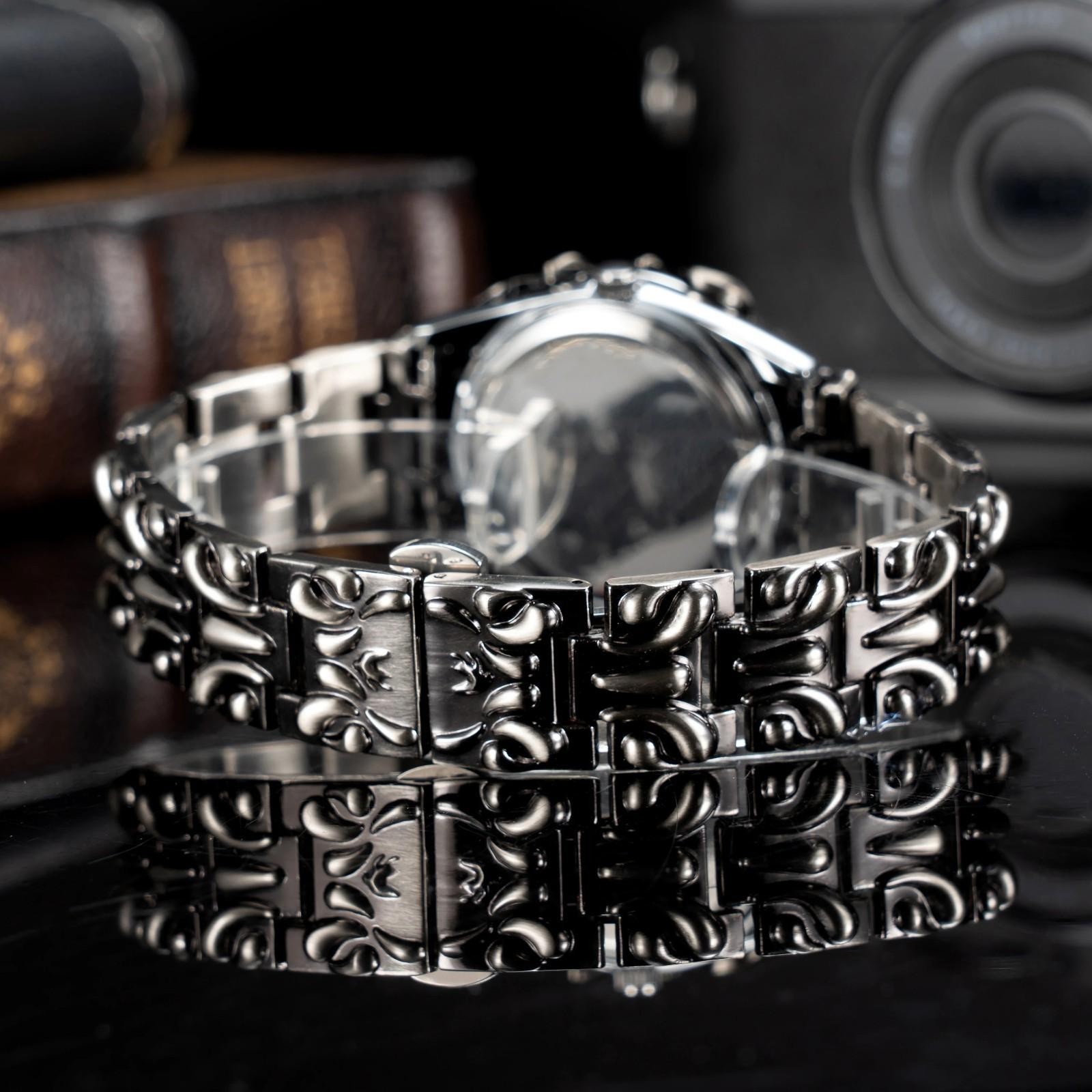 Gothic Claw Medieval Quartz Men’s Watch Stainless Steel Luminous Waterproof NEW