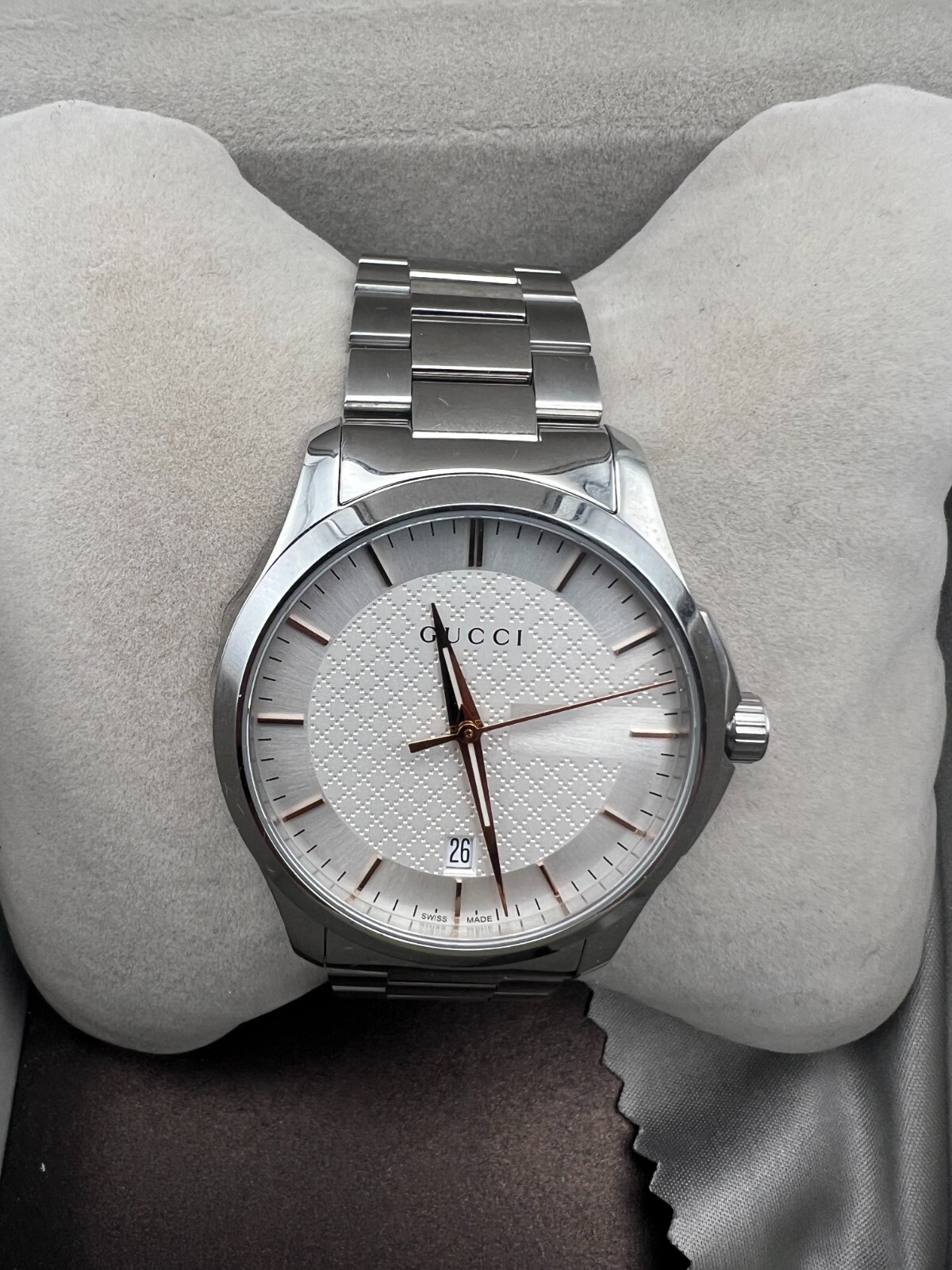 Original Box | Never Worn – Gucci G-Timeless 126.4 Swiss Made