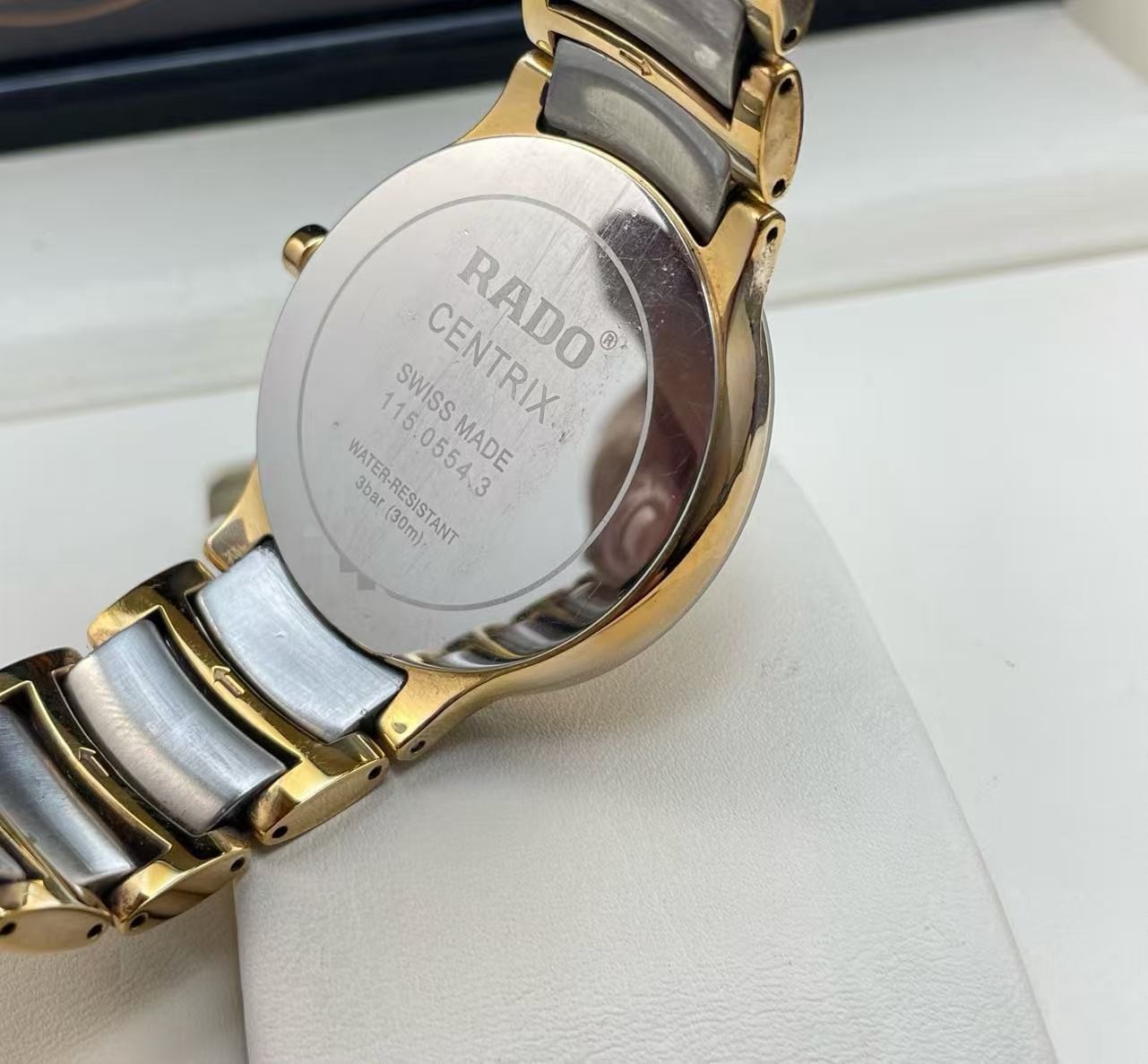 Rado White Dial Centrix R30554103 Men’s Watch Quartz 38mm Date