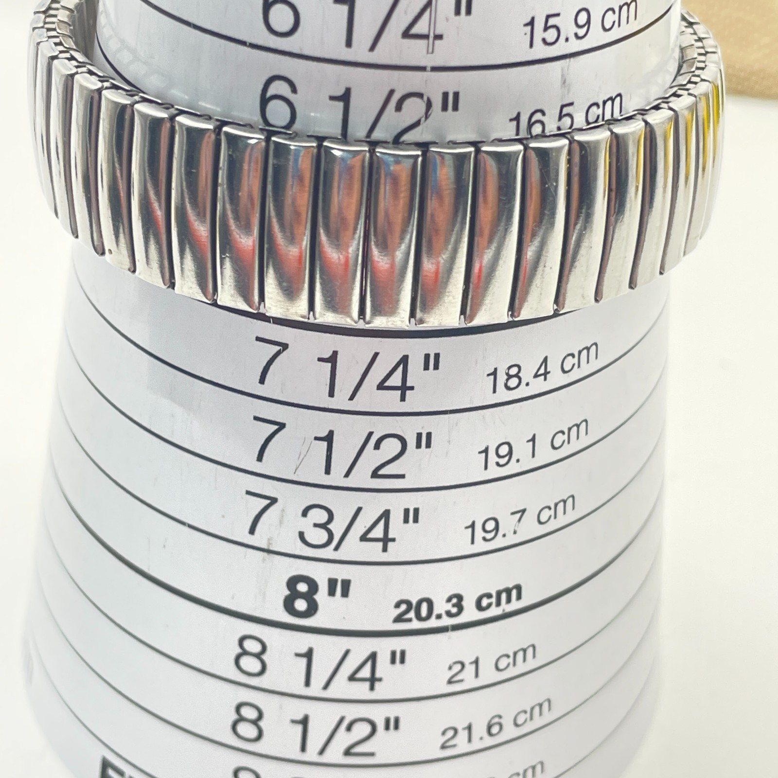 Floral Quartz Watch Silver Tone Stretch Band Garden Theme Ladies Analog READ