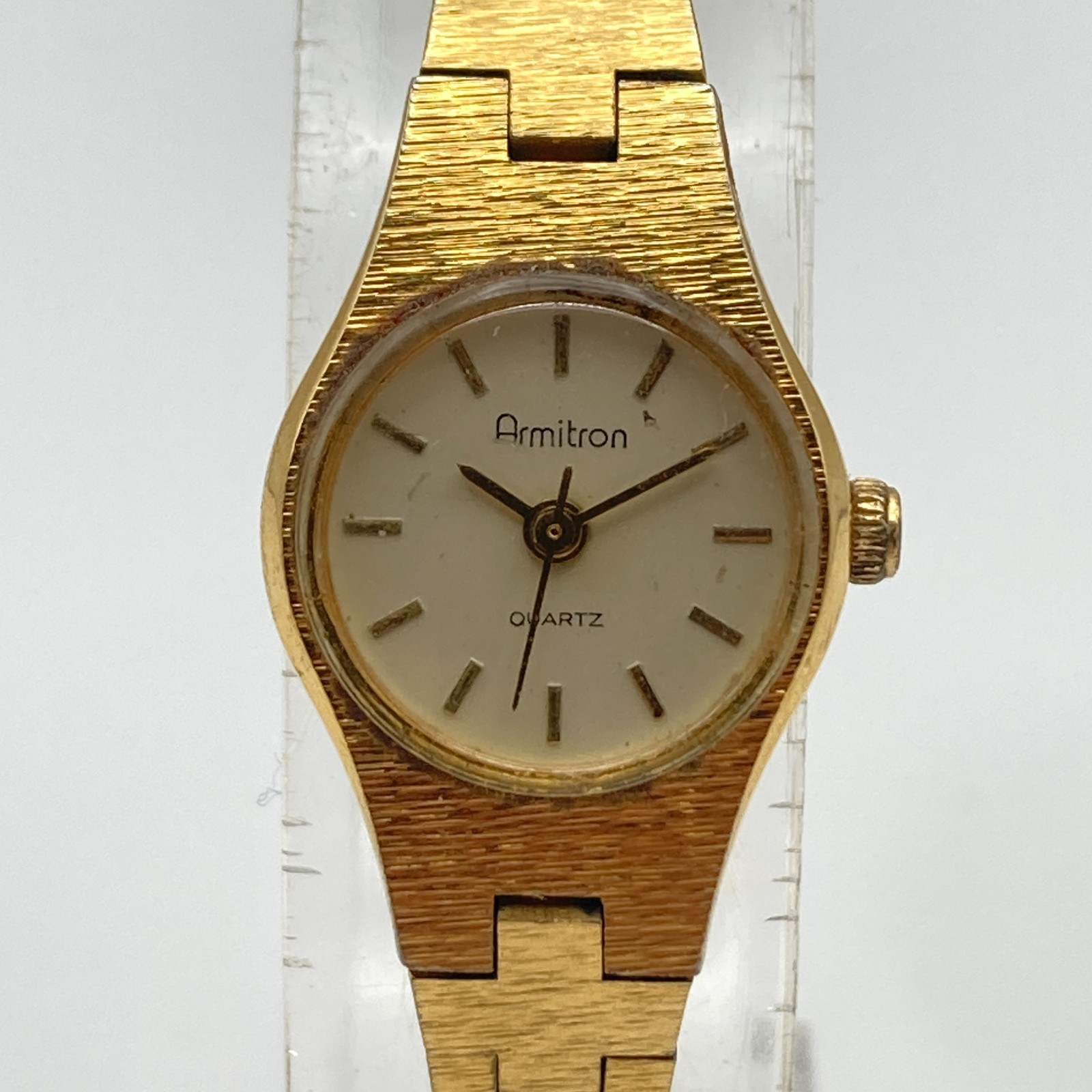 Vintage Armitron Womens Watch 11mm Gold Tone Petite Round New Battery 7″