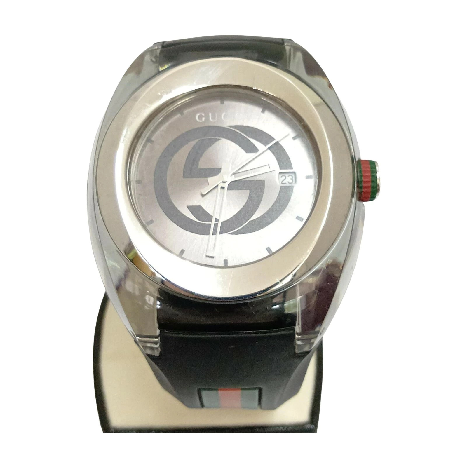 GUCCI 137.1 Silver Quartz SS SYNC Sherry Rubber Black Men’s Watch
