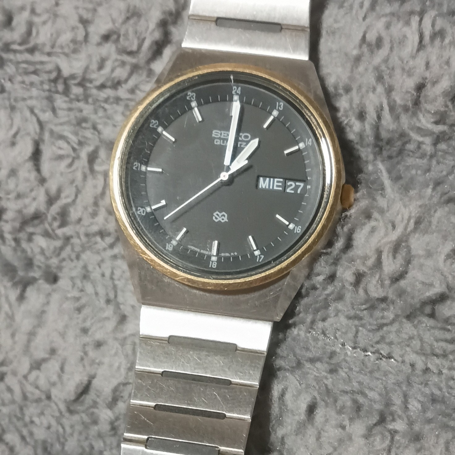 Seiko Quartz Men’s Two-Tone Black Dial Day/Date 24-Hour SS Bracelet